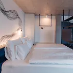 Honest 4*