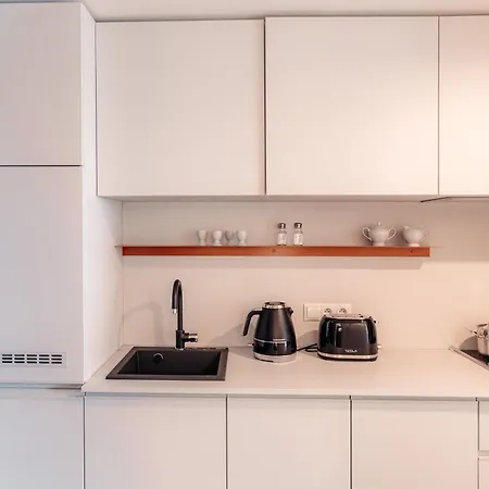 Honest Апарт-отель 4*