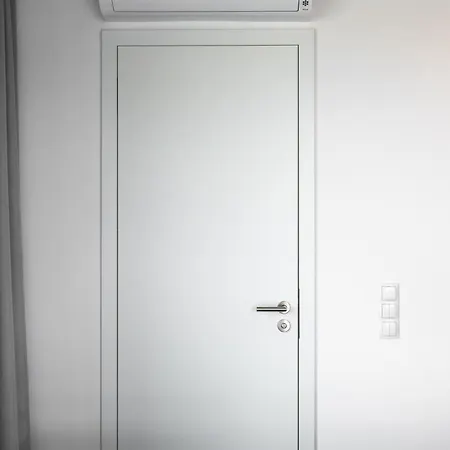Honest Aparthotel 4*