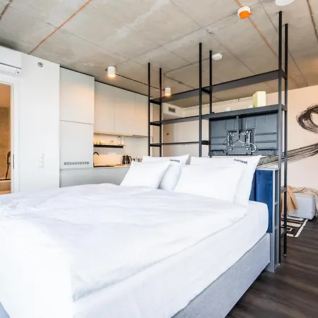 Honest Aparthotel 4*