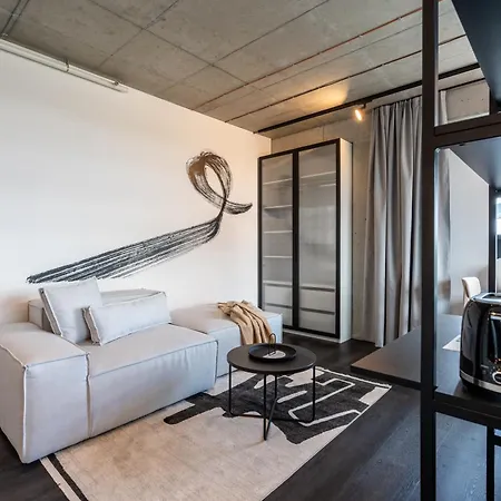 Aparthotel Honest 4*